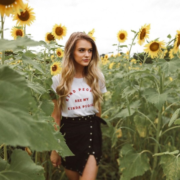 Meet your Posher, Anna - Picture 1 of 1